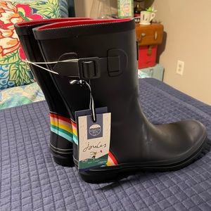 NWT Joules Molly Wellies Rain Boots Size 10 - Navy & Rainbow